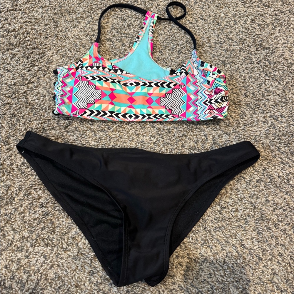 Xhilaration Black Bikini Bottoms with Multi-Color Geometric Crop Top